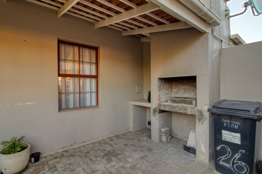 2 Bedroom Property for Sale in Fairview Golf Estate Western Cape